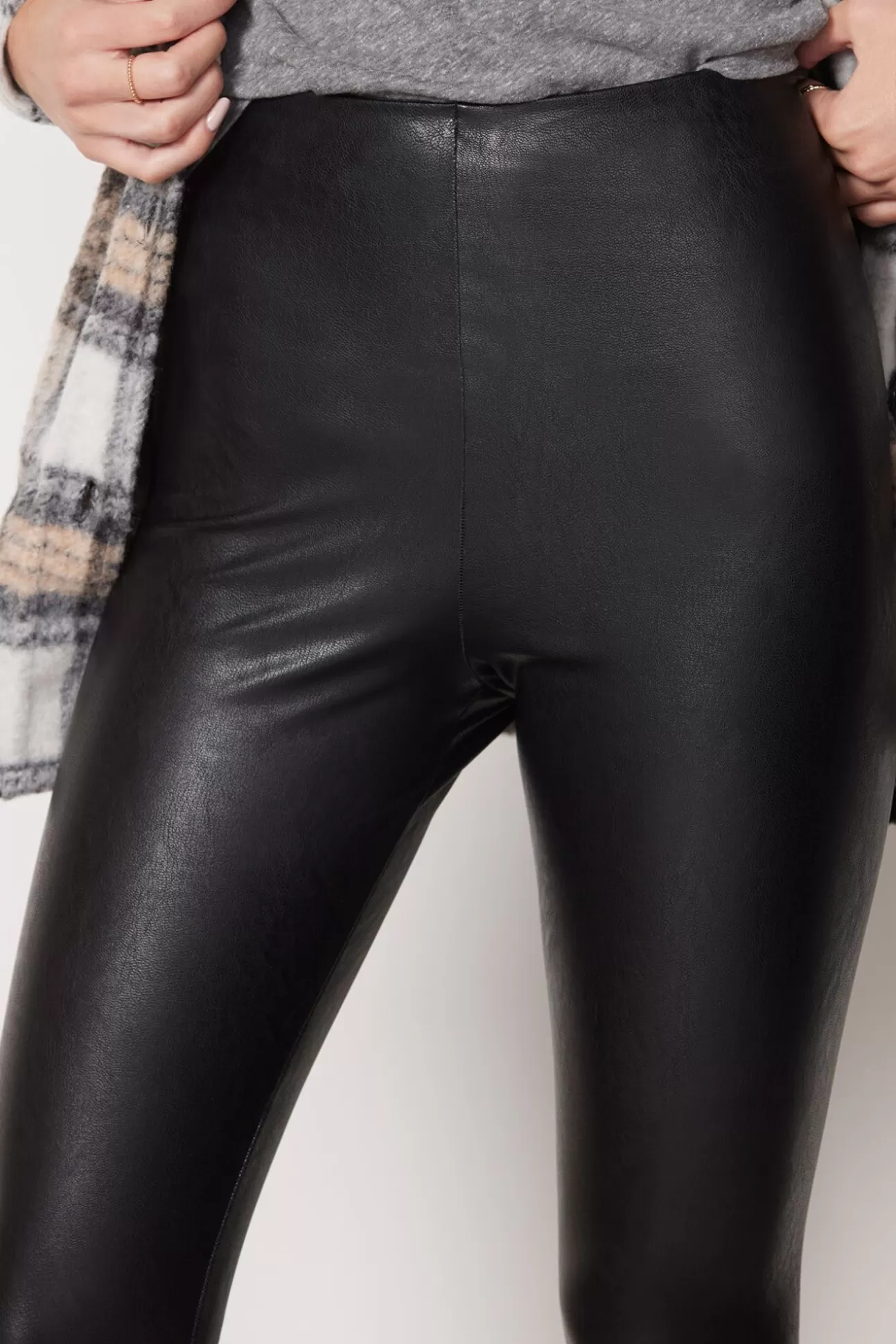 7/8 Faux Leather Legging^COMMANDO Hot