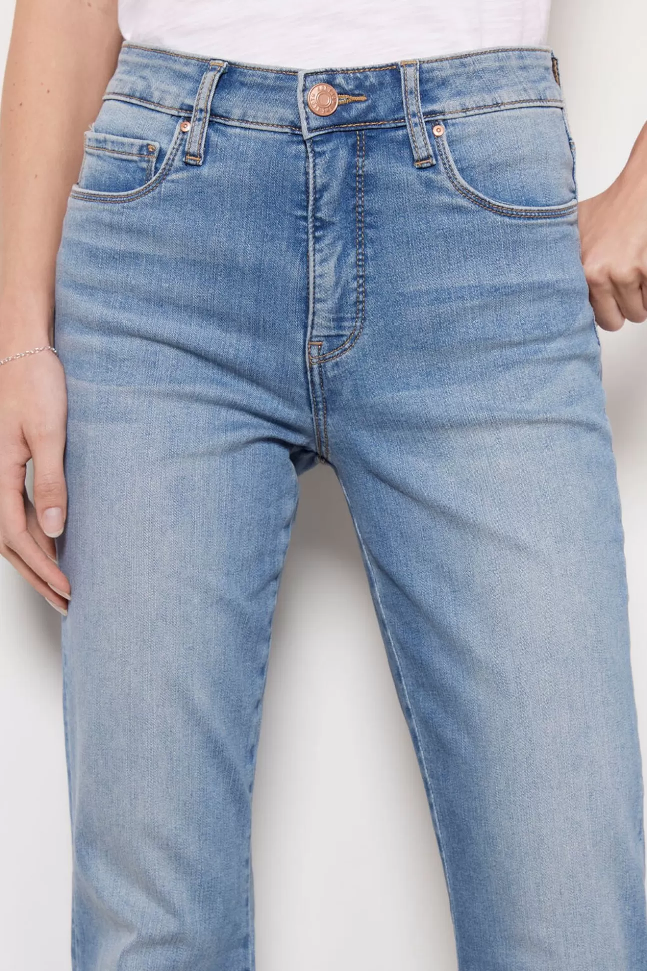 Ana High Rise Fab Ab Flare Jean^KUT FROM THE KLOTH Best Sale