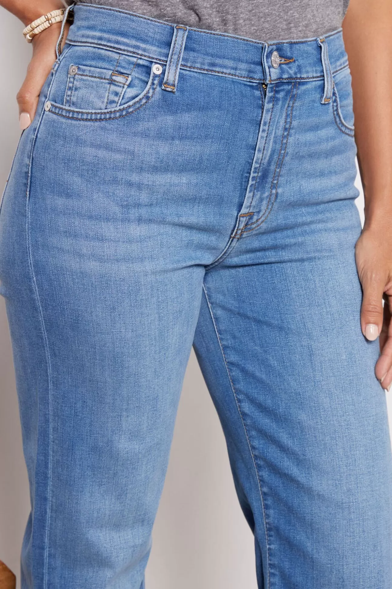 Cropped Alexa Jean^7 FOR ALL MANKIND Hot