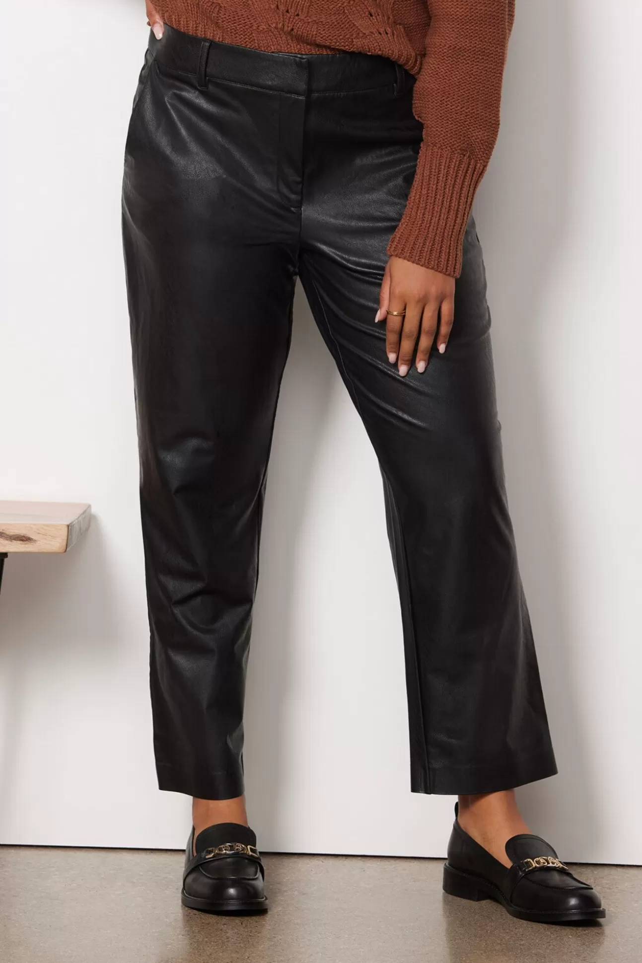 Faux Leather 7/8 Trouser^COMMANDO Clearance