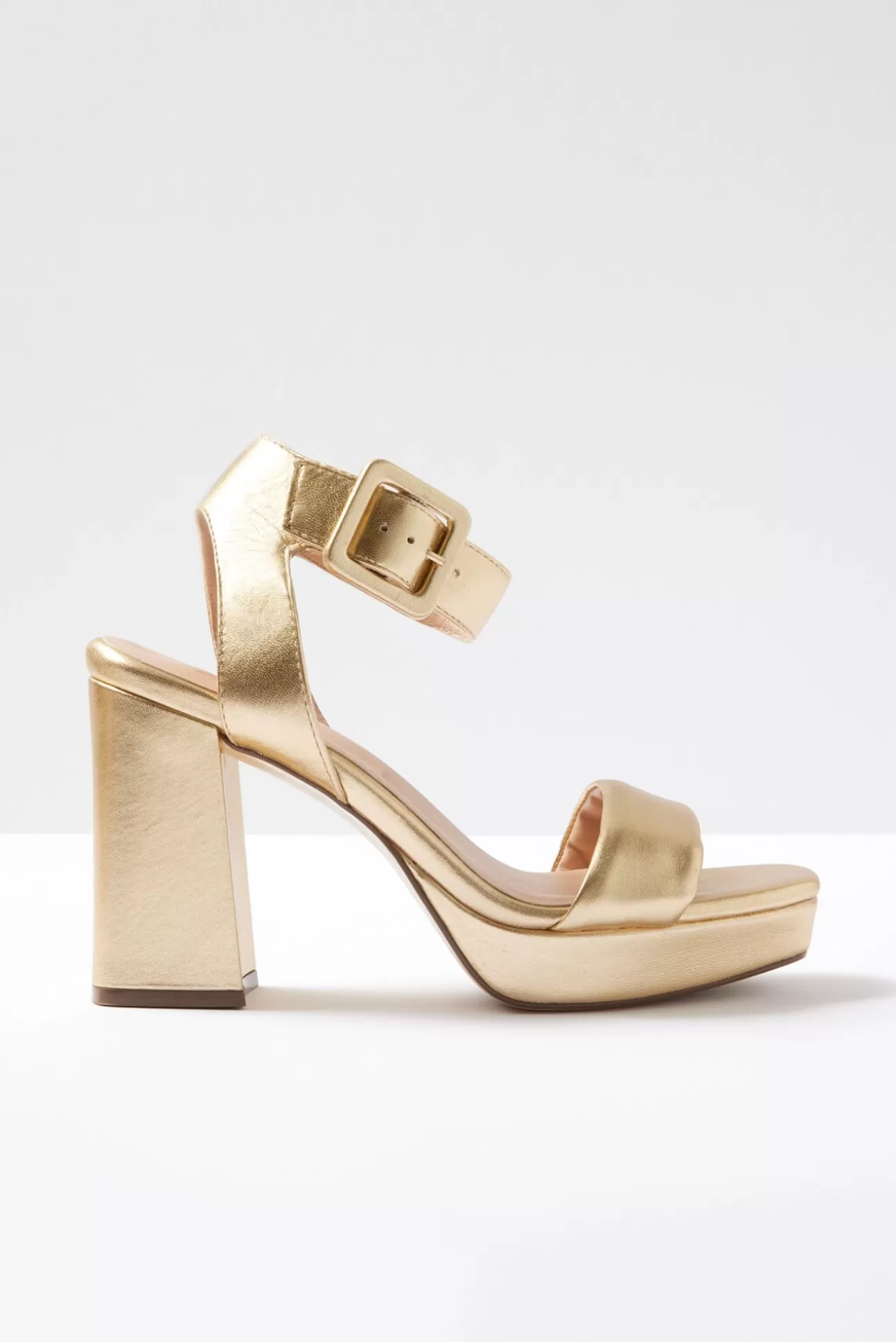 Jaselle Platform Sandal^27 EDIT NATURALIZER Best Sale