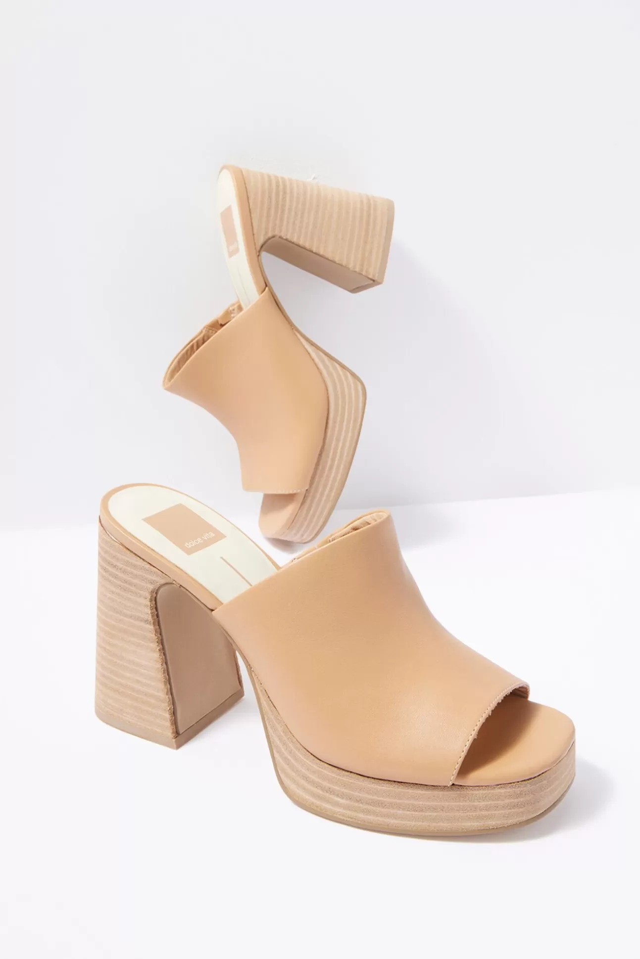 Lukas Wood Platform Sandal^DOLCE VITA New