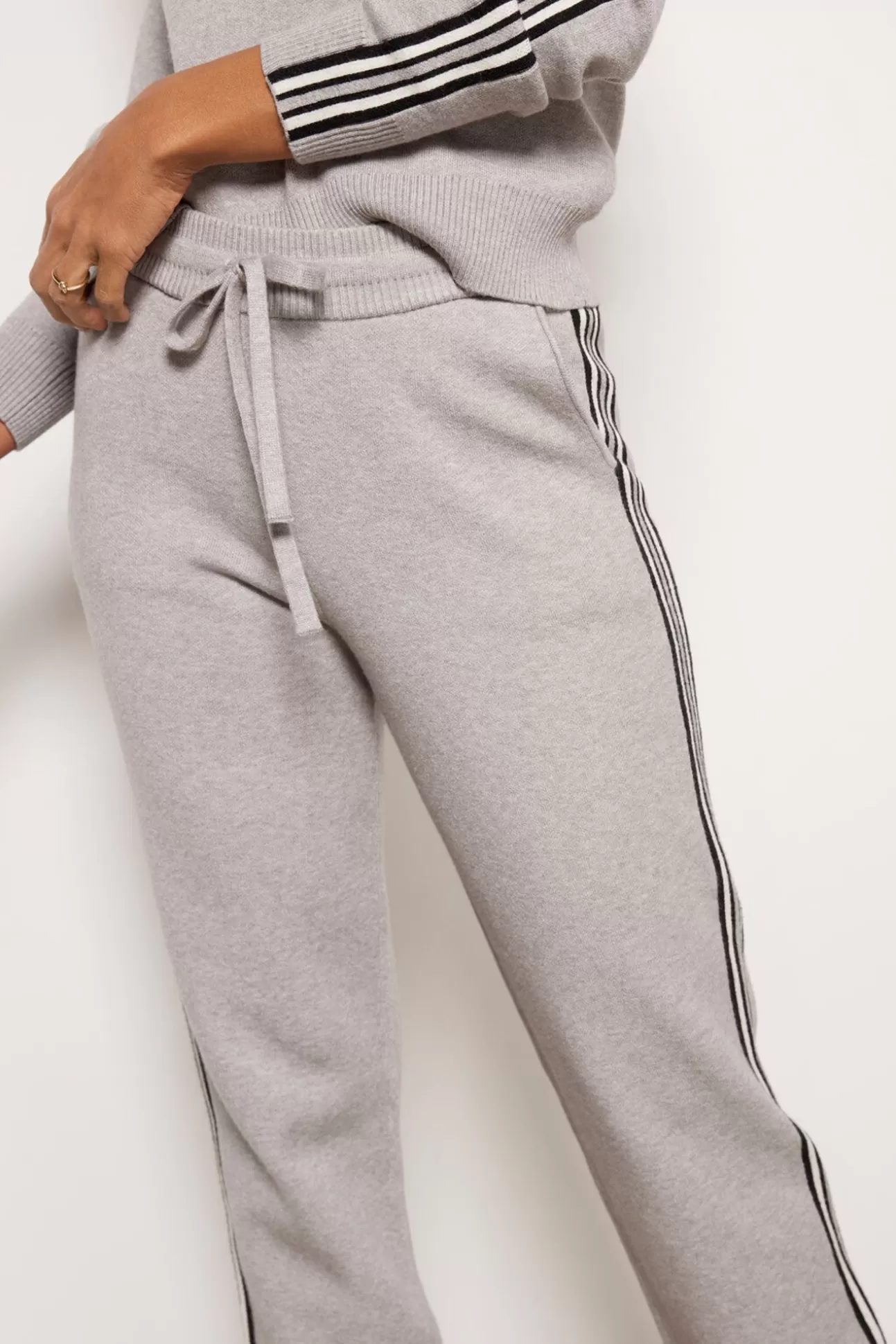 Supersoft Track Jogger^MONROW New