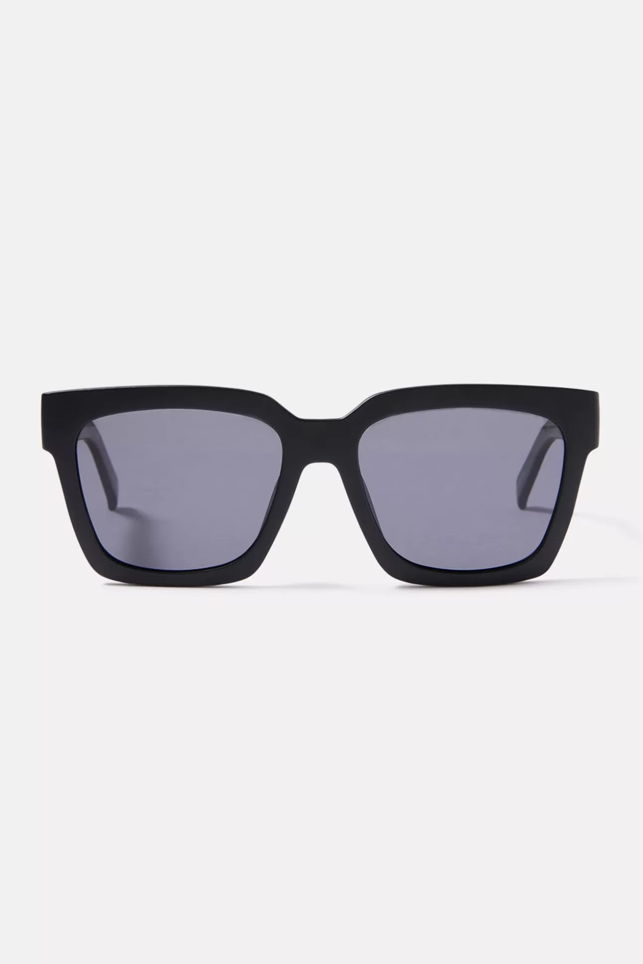 Weekend Riot Sunglasses^LE SPECS Discount